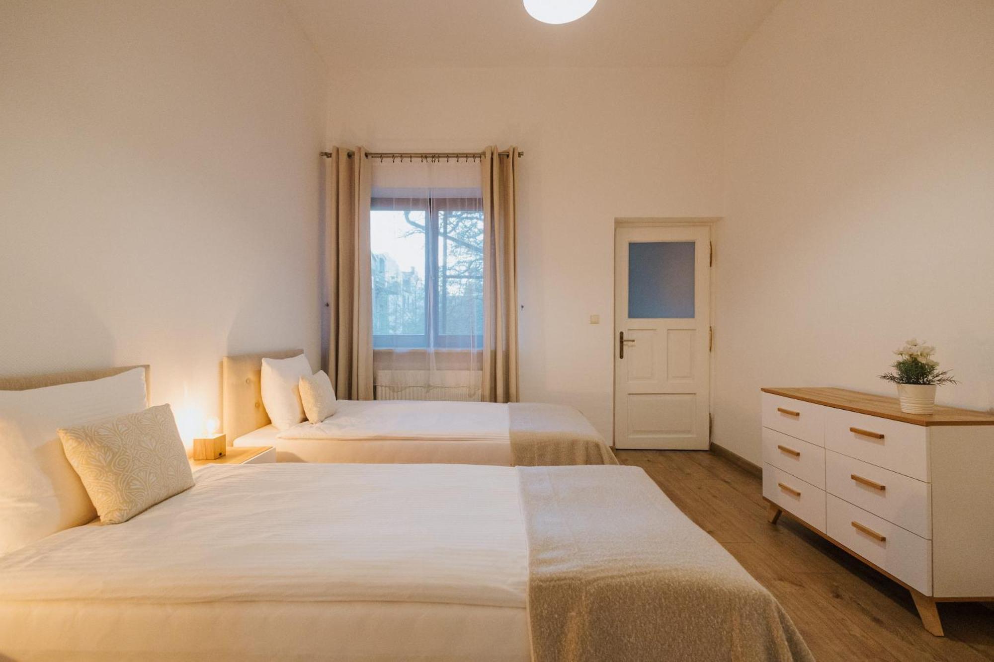 Atticus Apartments Cracovia Exterior foto